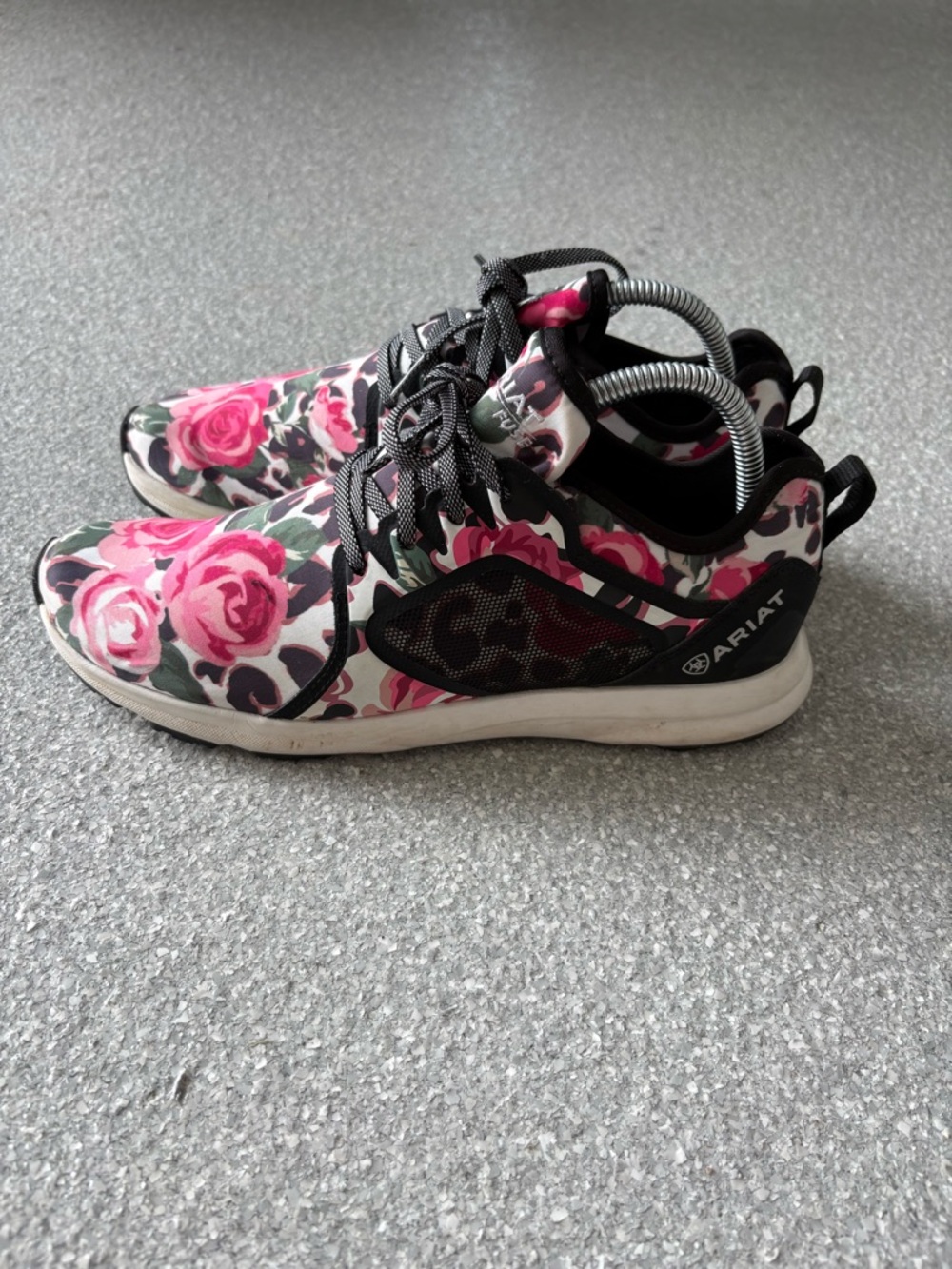Ariat Women's Fuse trainers size 9